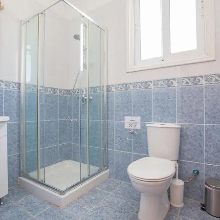 Mesogeios Me16 Beachfront In Center * Protaras