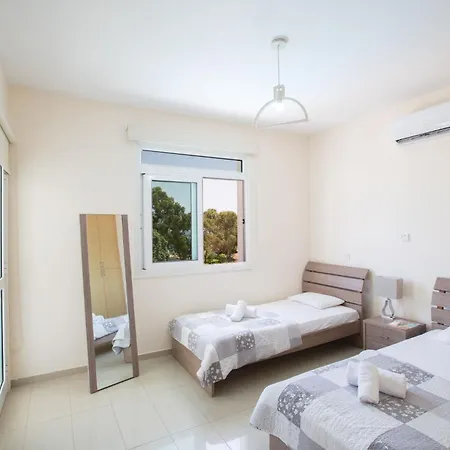 Mesogeios Me16 Beachfront In Center *