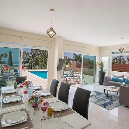 Villa Mesogeios Me16 Beachfront In Center Protaras