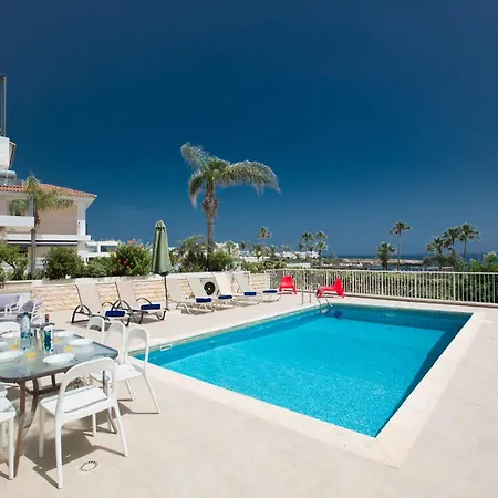 Willa Mesogeios Me16 Beachfront In Center Protaras