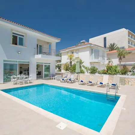 Mesogeios Me16 Beachfront In Center Villa Protaras